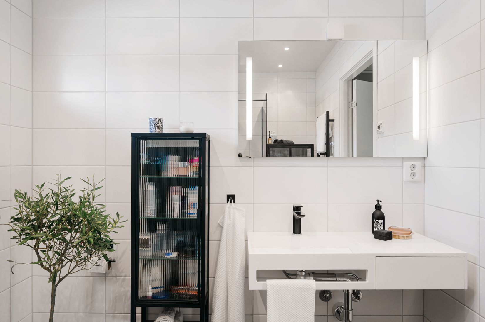 Villa, Torparvägen 15, Bro/Sandhagen, Upplands-Bro