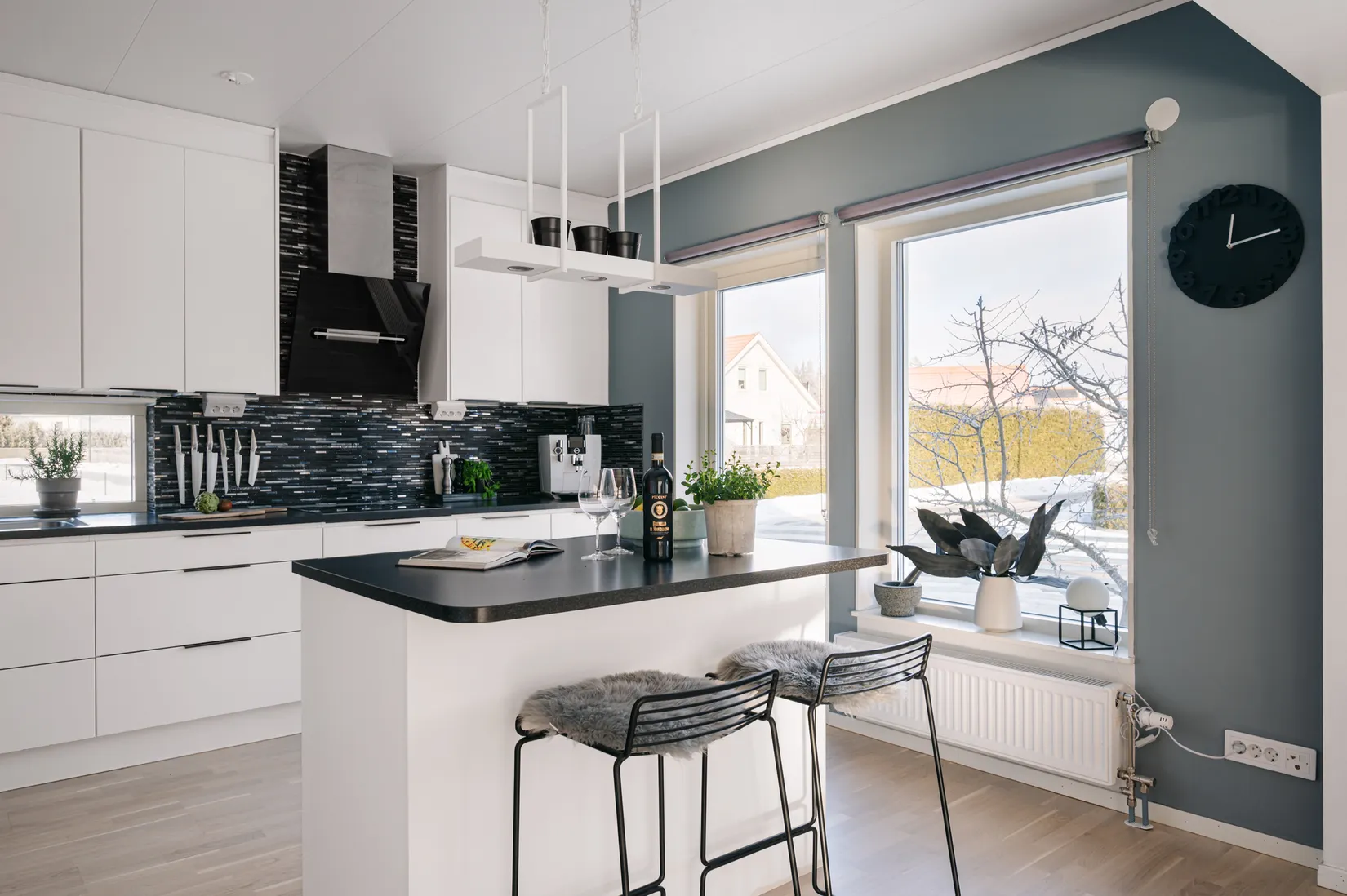 Villa, Torparvägen 15, Bro/Sandhagen, Upplands-Bro