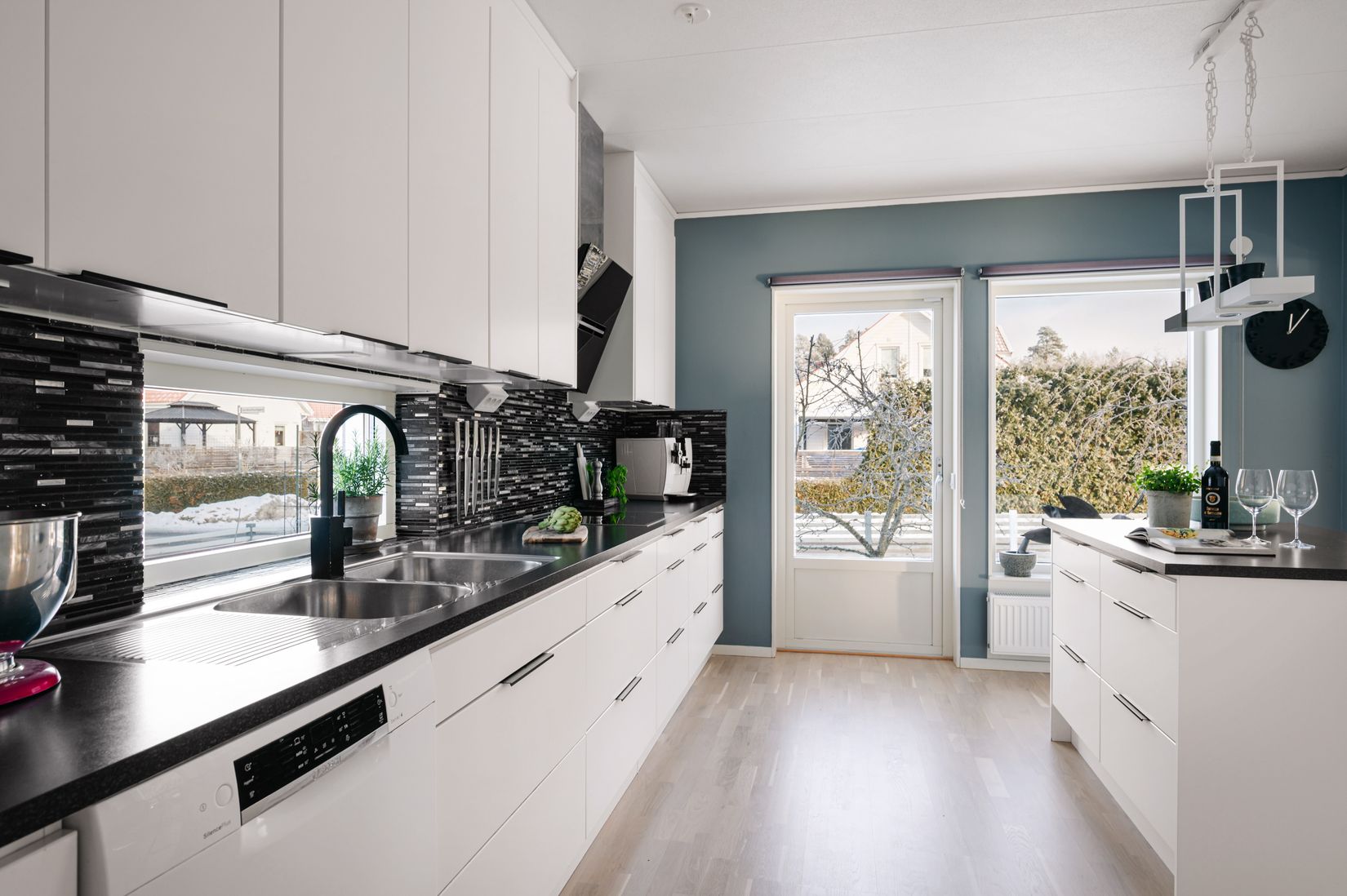 Villa, Torparvägen 15, Bro/Sandhagen, Upplands-Bro