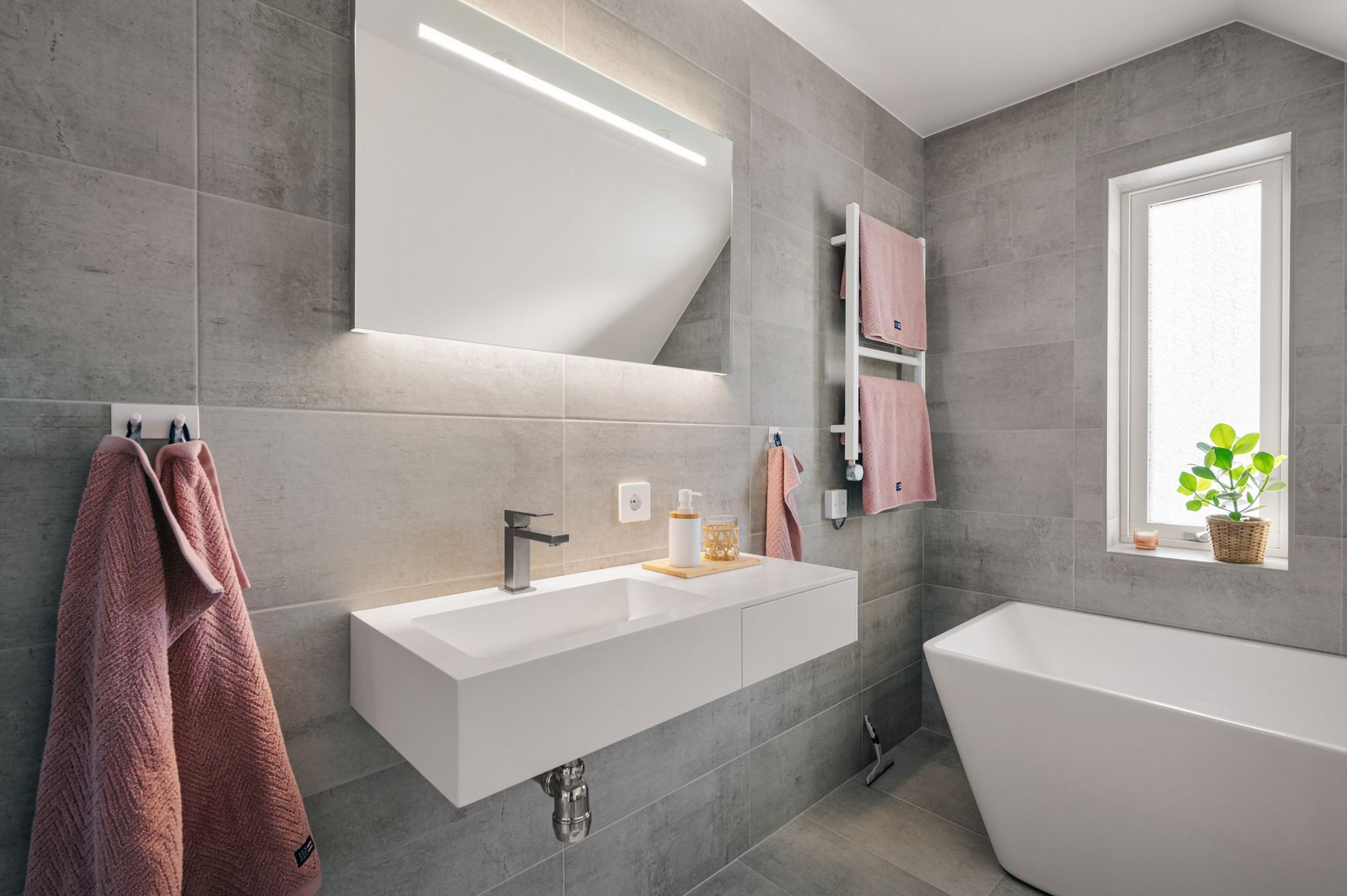 Villa, Torparvägen 15, Bro/Sandhagen, Upplands-Bro