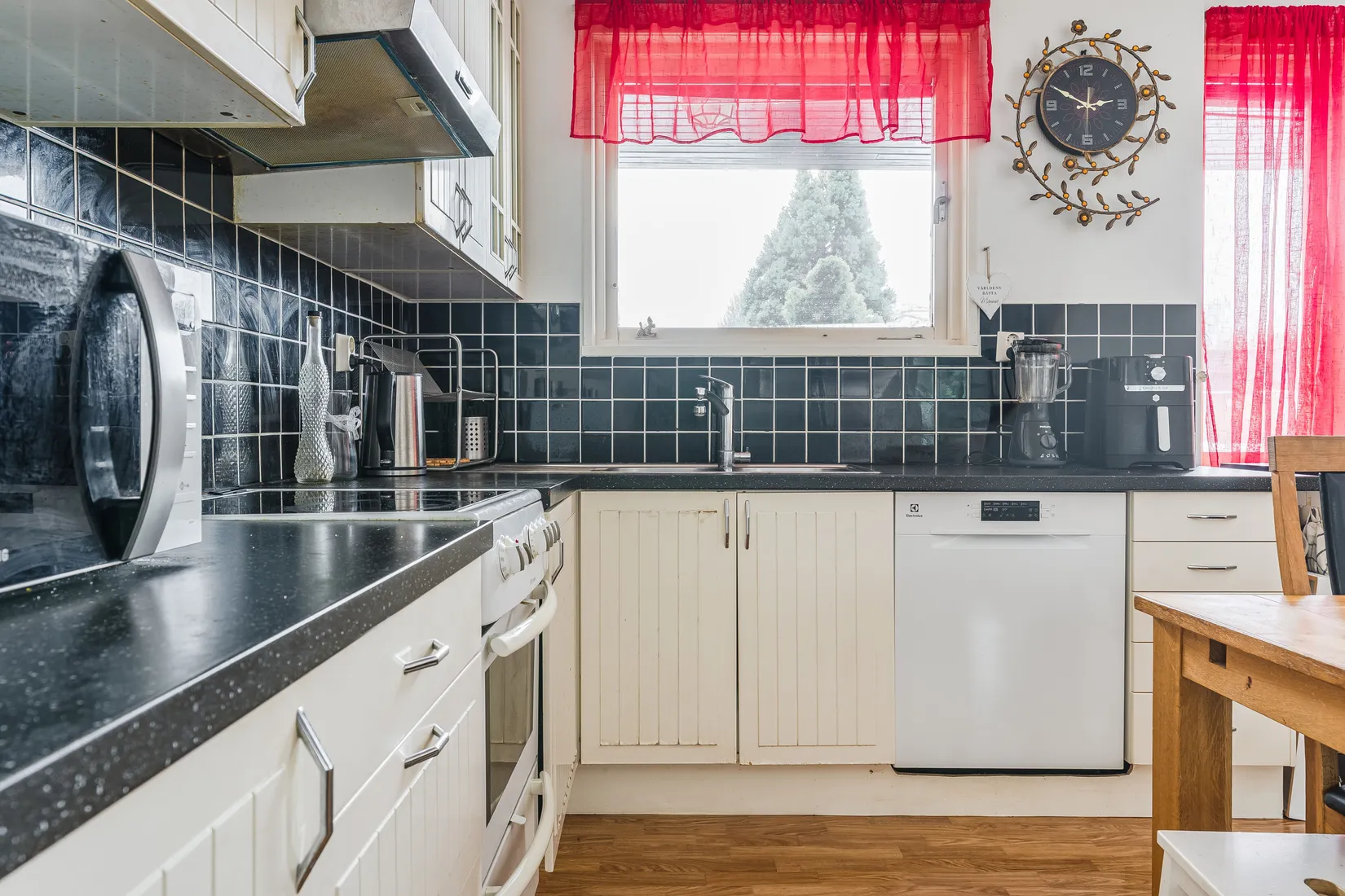 Villa, Radhus, Stålverksgatan 128, Bäckby, Västerås