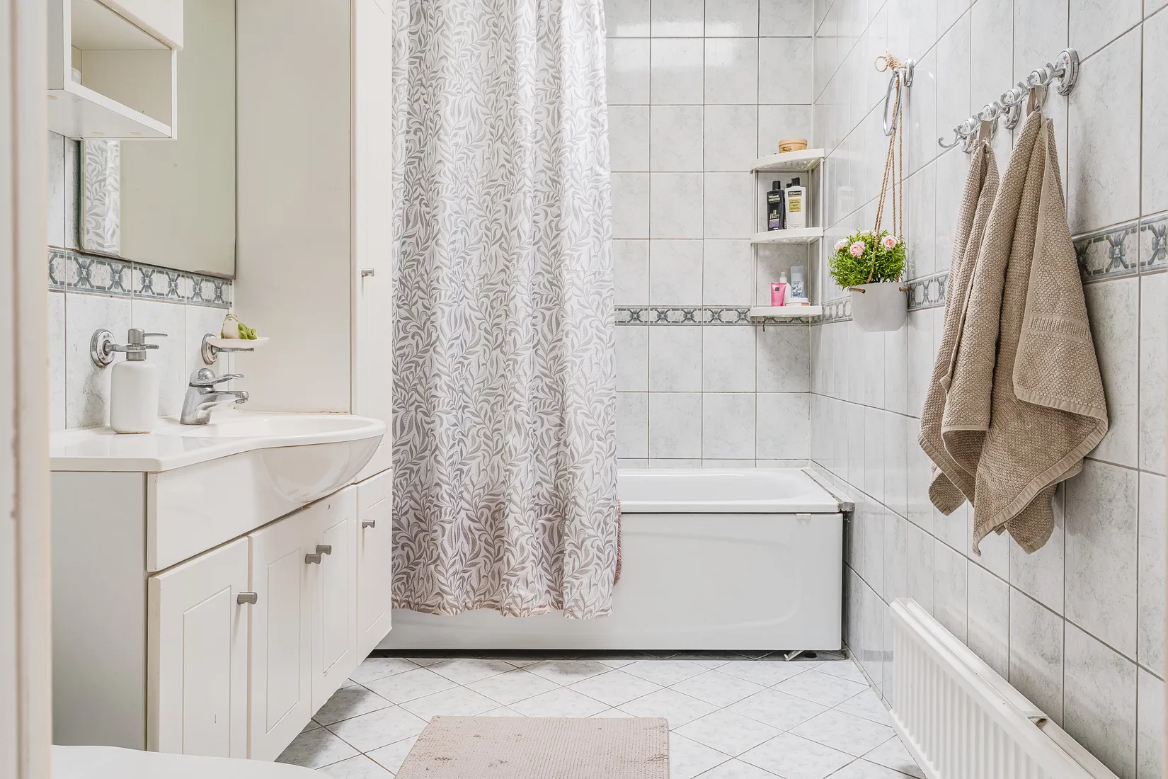 Villa, Radhus, Stålverksgatan 128, Bäckby, Västerås