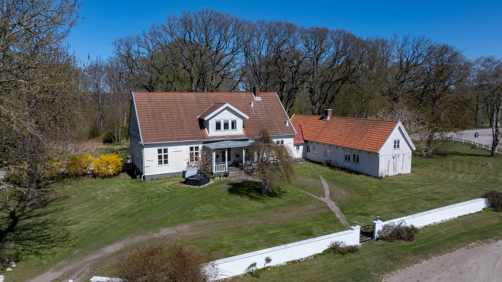 Gård/Skog, Ahlavägen 4, Ahla, Laholm