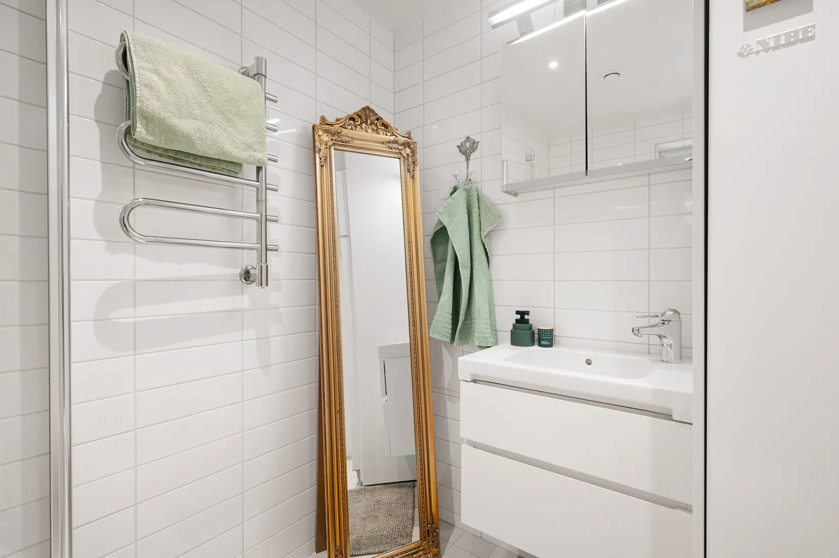 Bostadsrätt, Radhus, Berguddsvägen 28B, Hässelby Södra Villastad, Stockholm