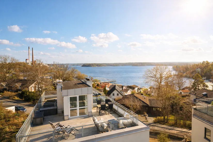 Bostadsrätt, Radhus, Berguddsvägen 28B, Hässelby Södra Villastad, Stockholm