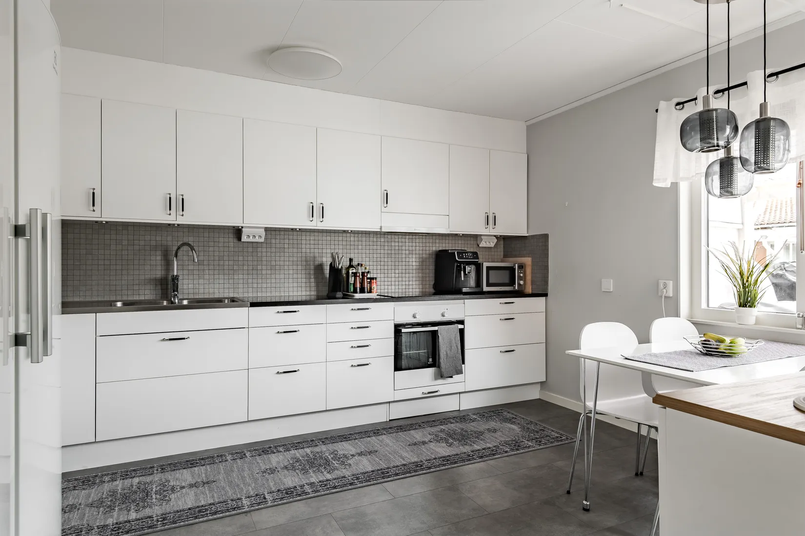 Villa, Radhus, Gnejsvägen 81, Bråstorp, Motala