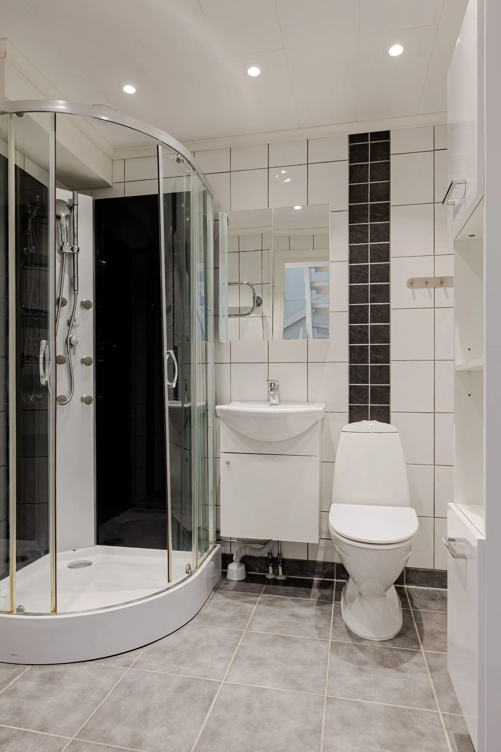 Villa, Radhus, Gnejsvägen 81, Bråstorp, Motala