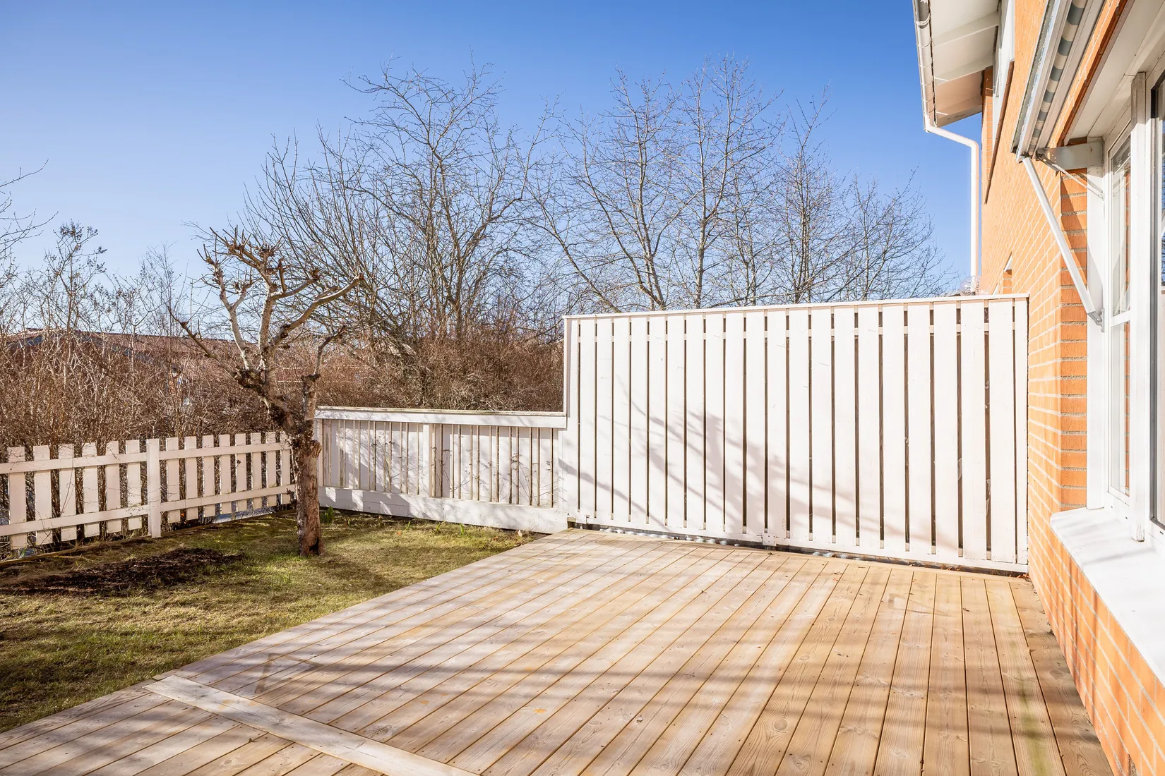 Villa, Radhus, Gnejsvägen 81, Bråstorp, Motala