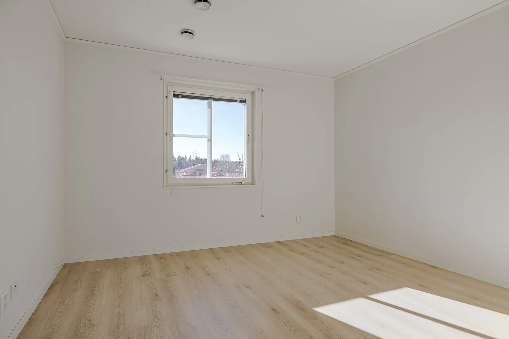 Villa, Radhus, Gnejsvägen 81, Bråstorp, Motala