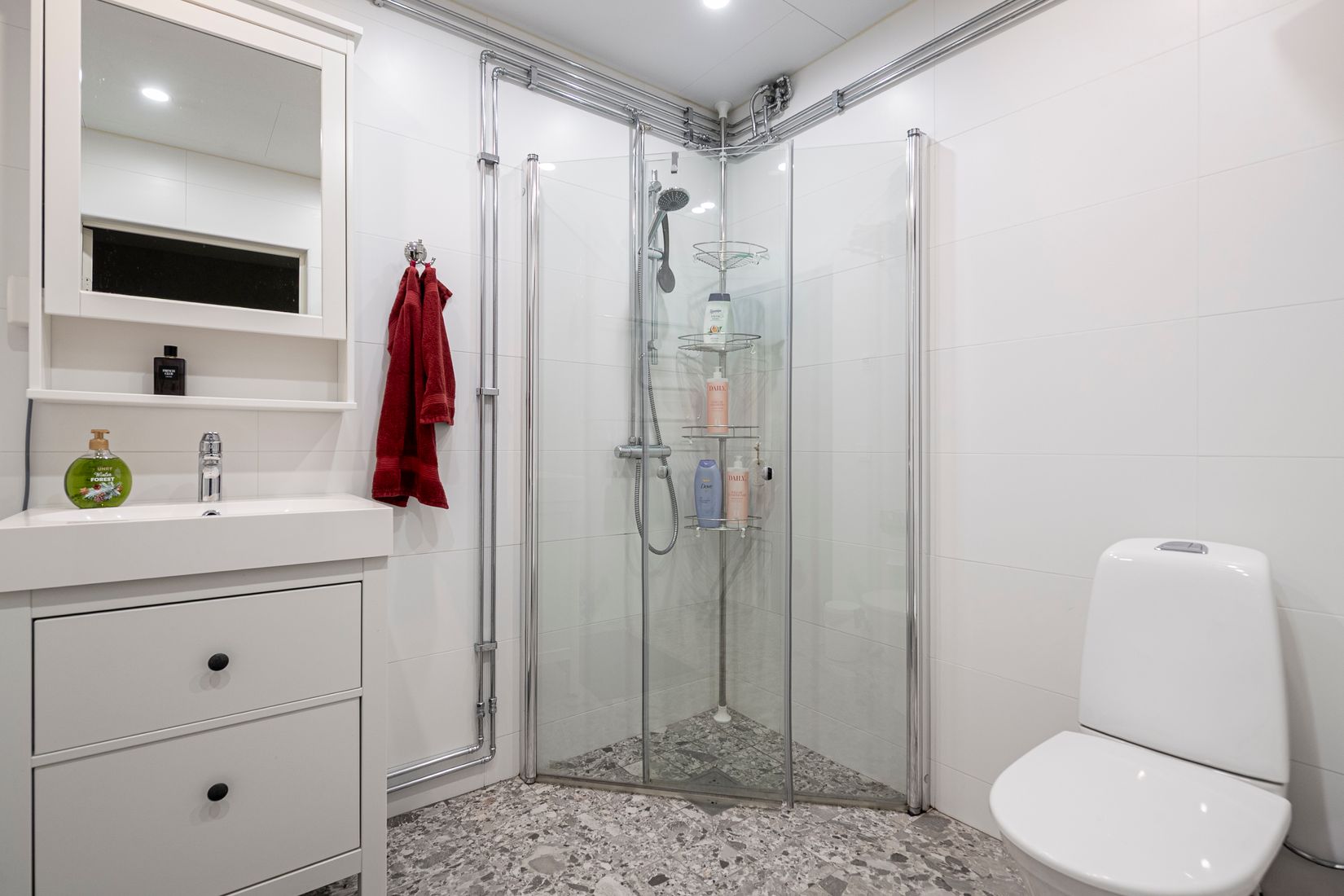 Bostadsrätt, Välljärnsgatan 490, Bäckby, Västerås