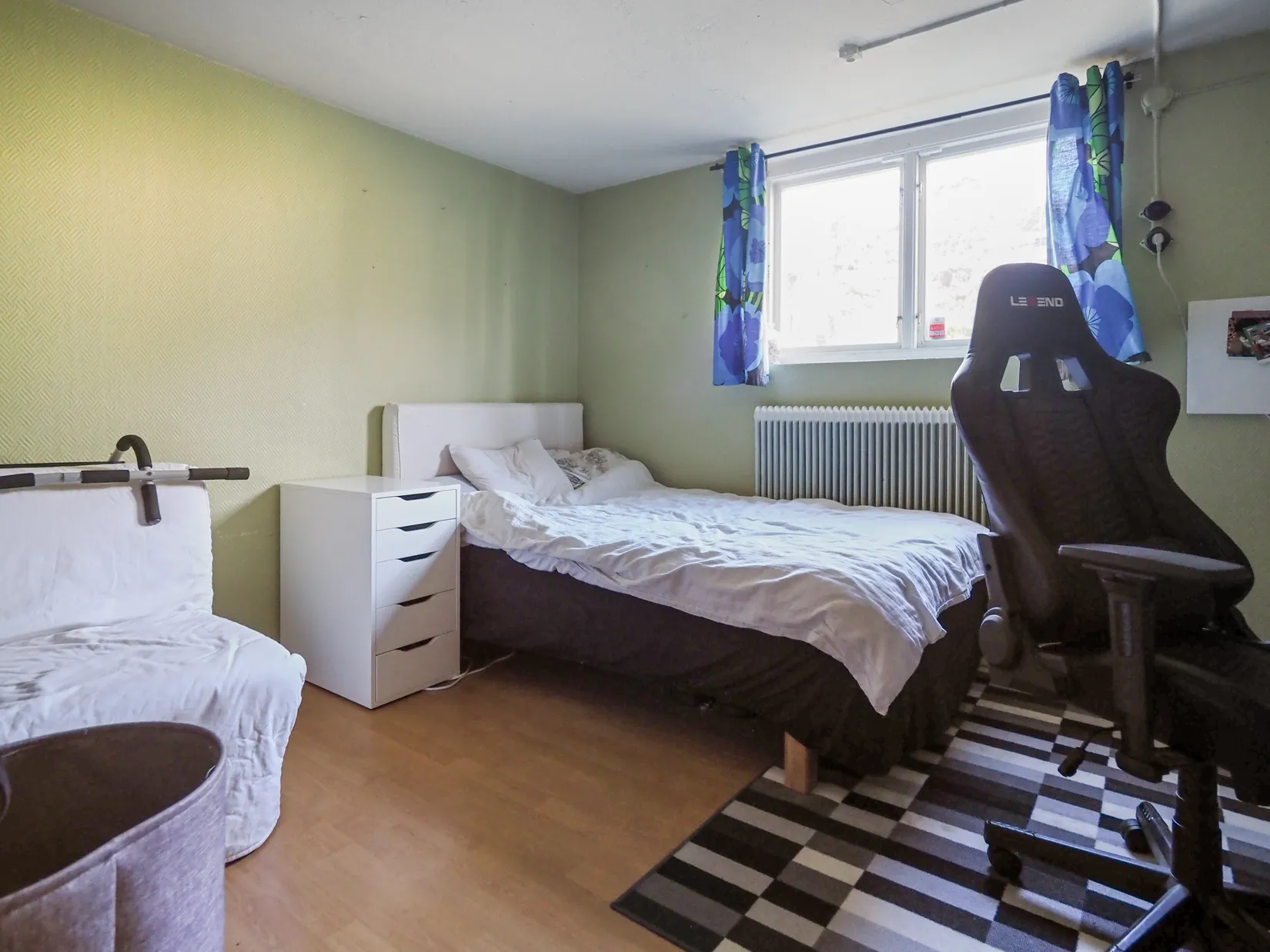 Villa, Furugatan 19, Flen