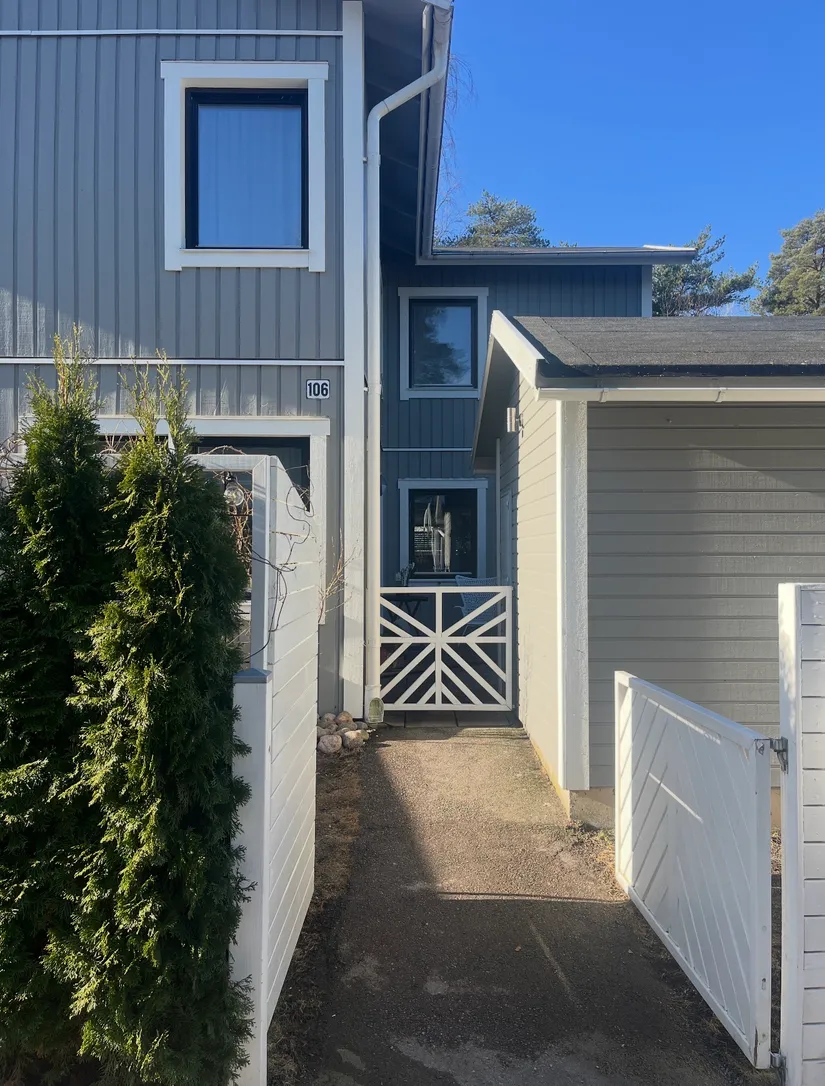 Bostadsrätt, Radhus, Lärksoppsgatan 106, Bergvreten, Enköping