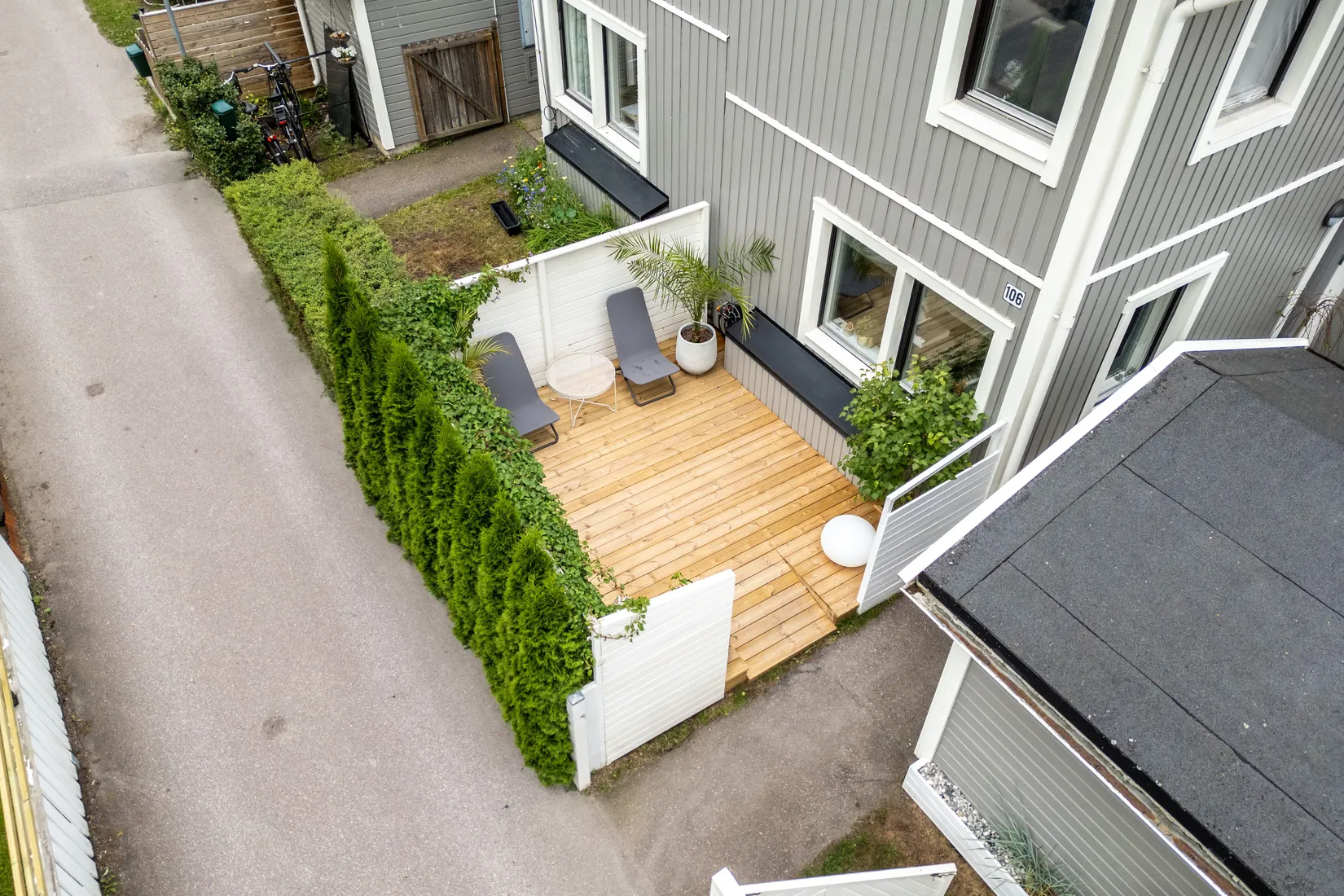 Radhus, Lärksoppsgatan 106, Bergvreten, Enköping