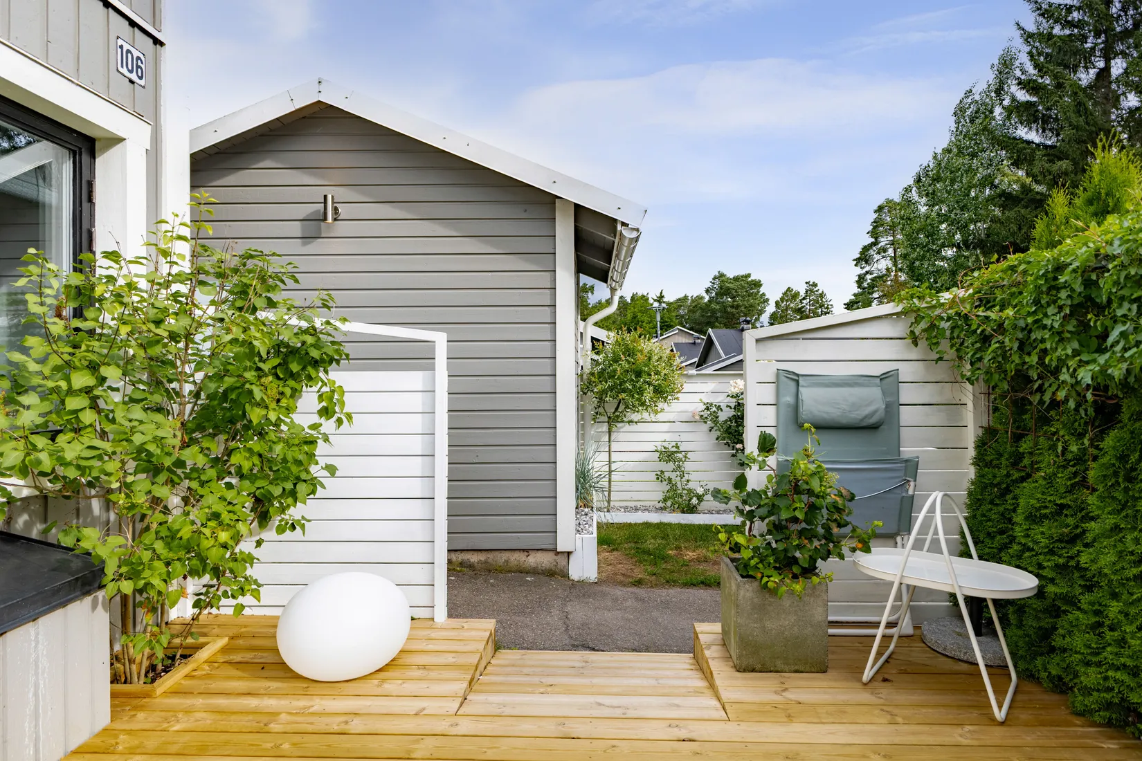 Radhus, Lärksoppsgatan 106, Bergvreten, Enköping