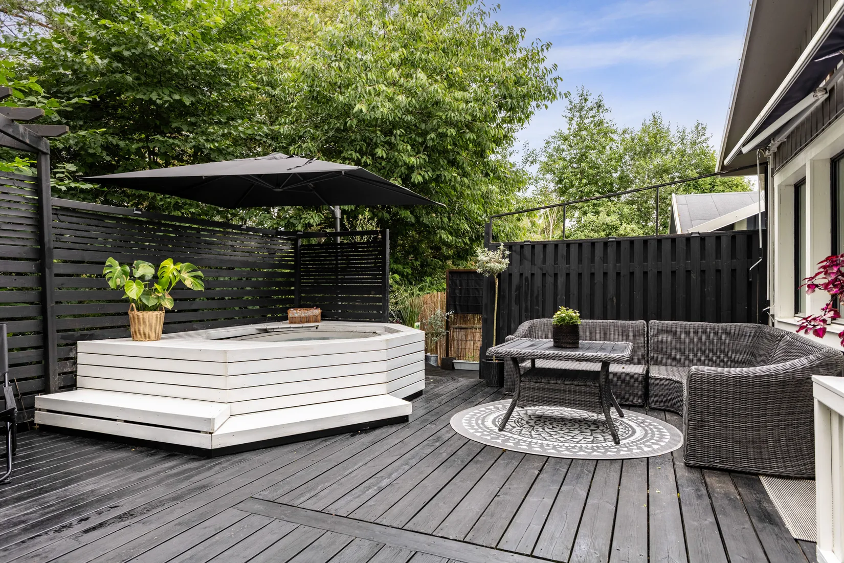 Radhus, Lärksoppsgatan 106, Bergvreten, Enköping
