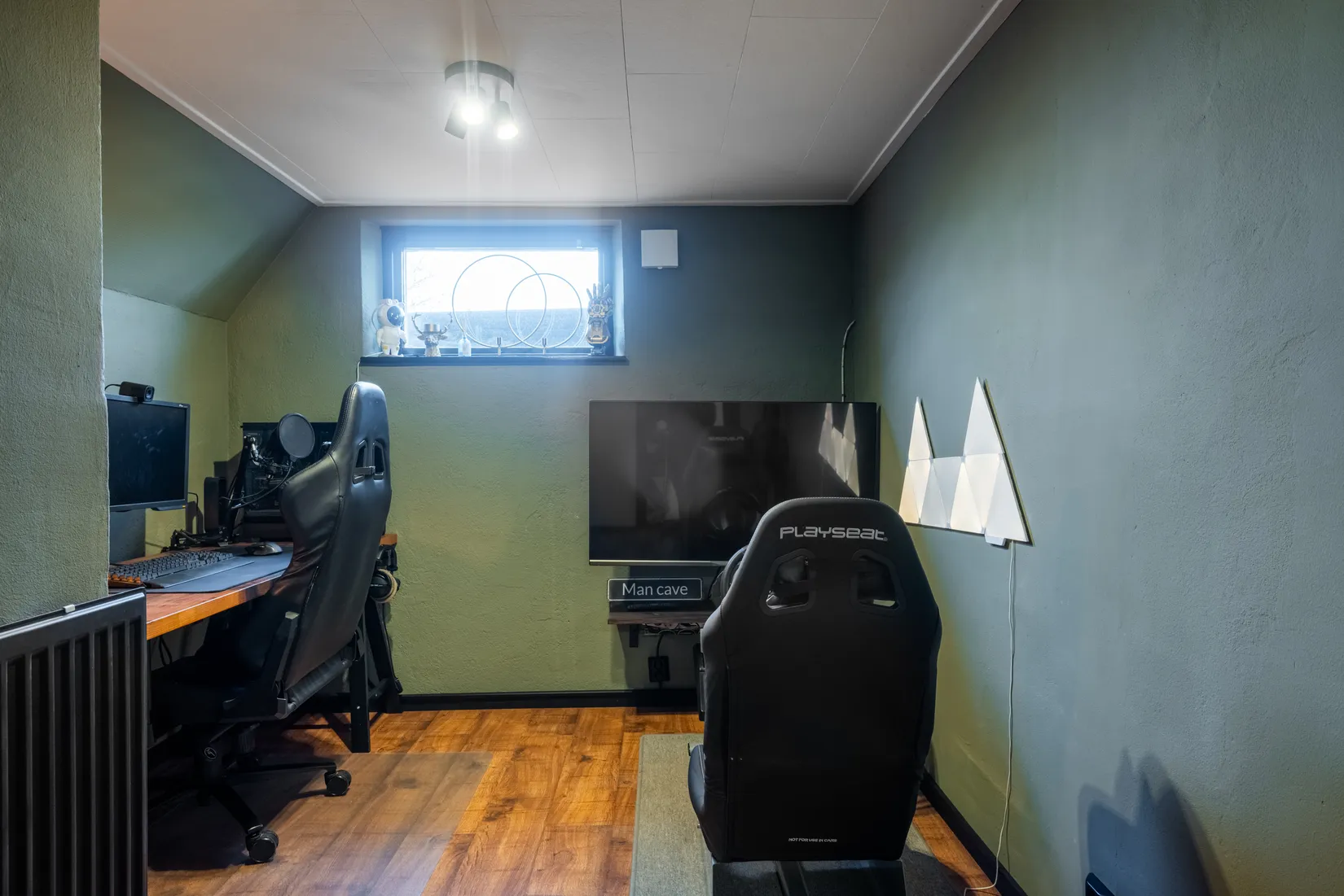 Villa, Lindåsgatan 16, Haga, Kumla