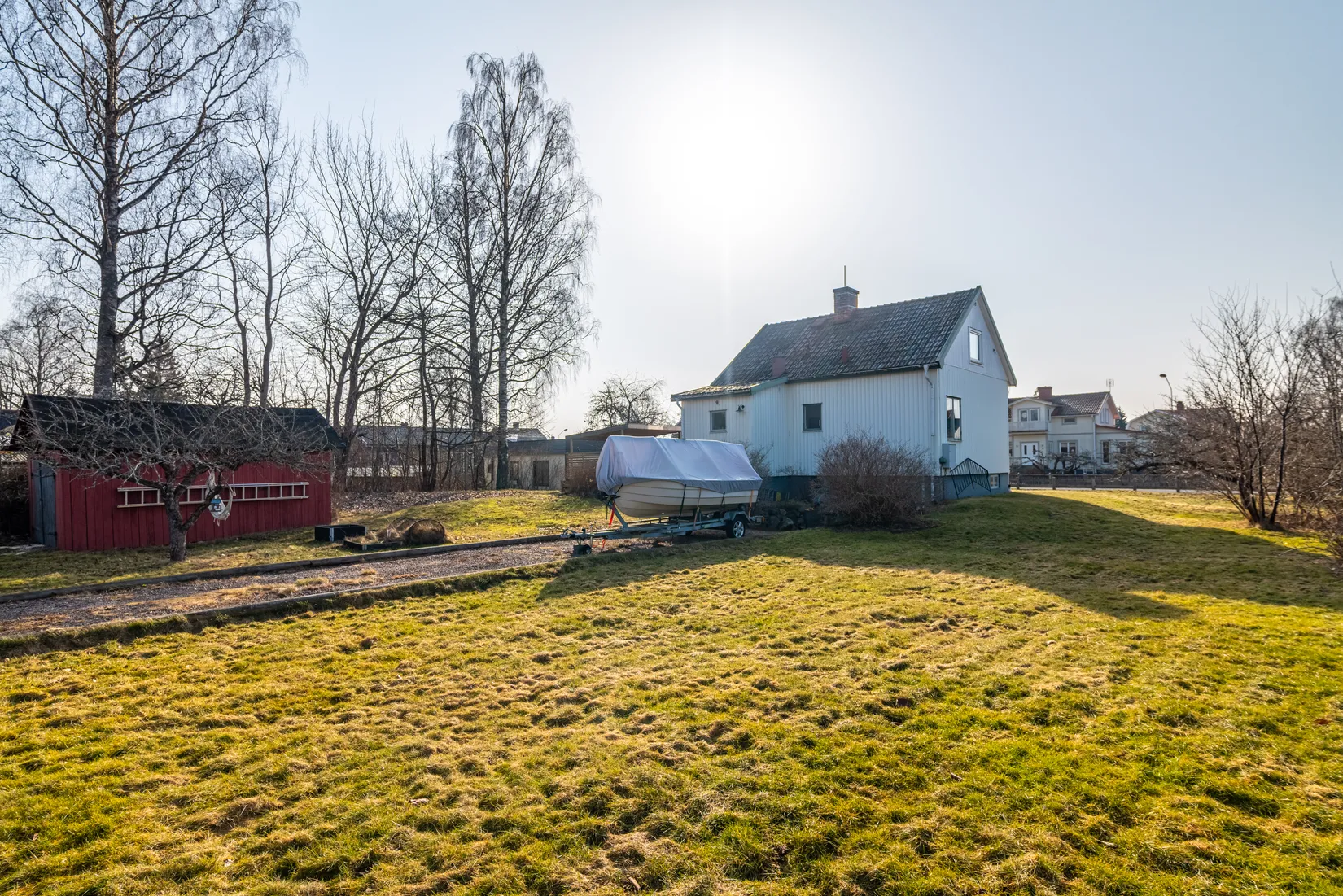 Villa, Lindåsgatan 16, Haga, Kumla