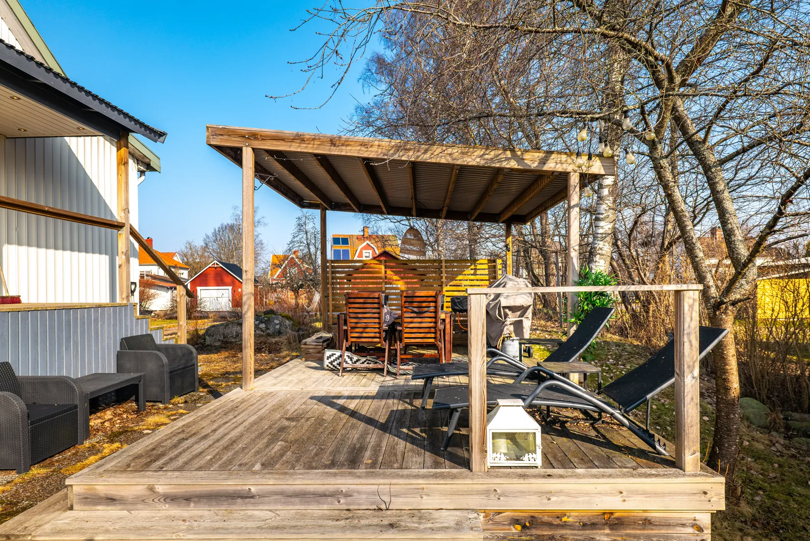 Villa, Lindåsgatan 16, Haga, Kumla