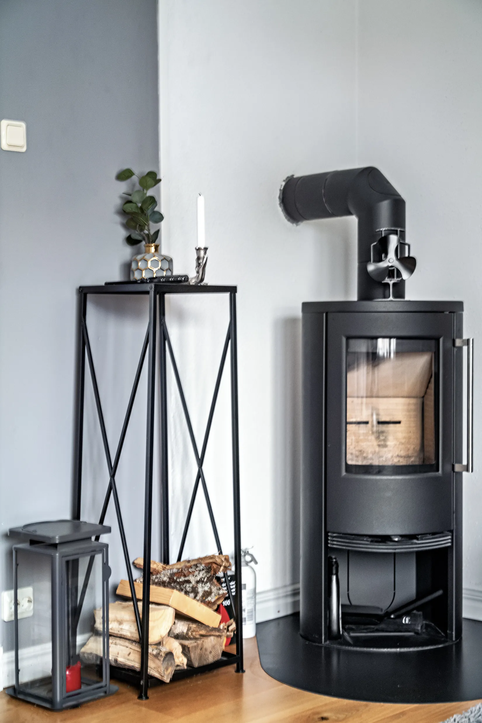 Villa, Lindåsgatan 16, Haga, Kumla