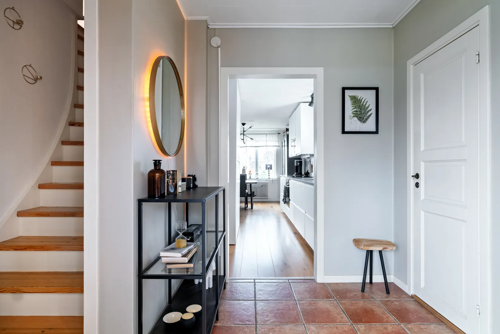 Villa, Lindåsgatan 16, Haga, Kumla