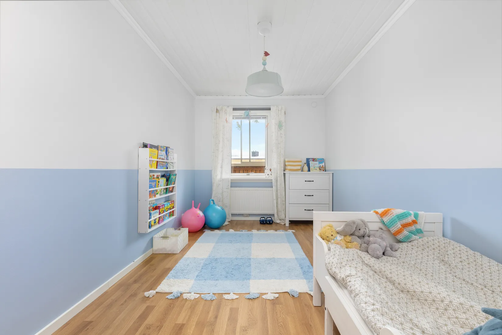 Villa, Radhus, Floravägen 11G, Haninge