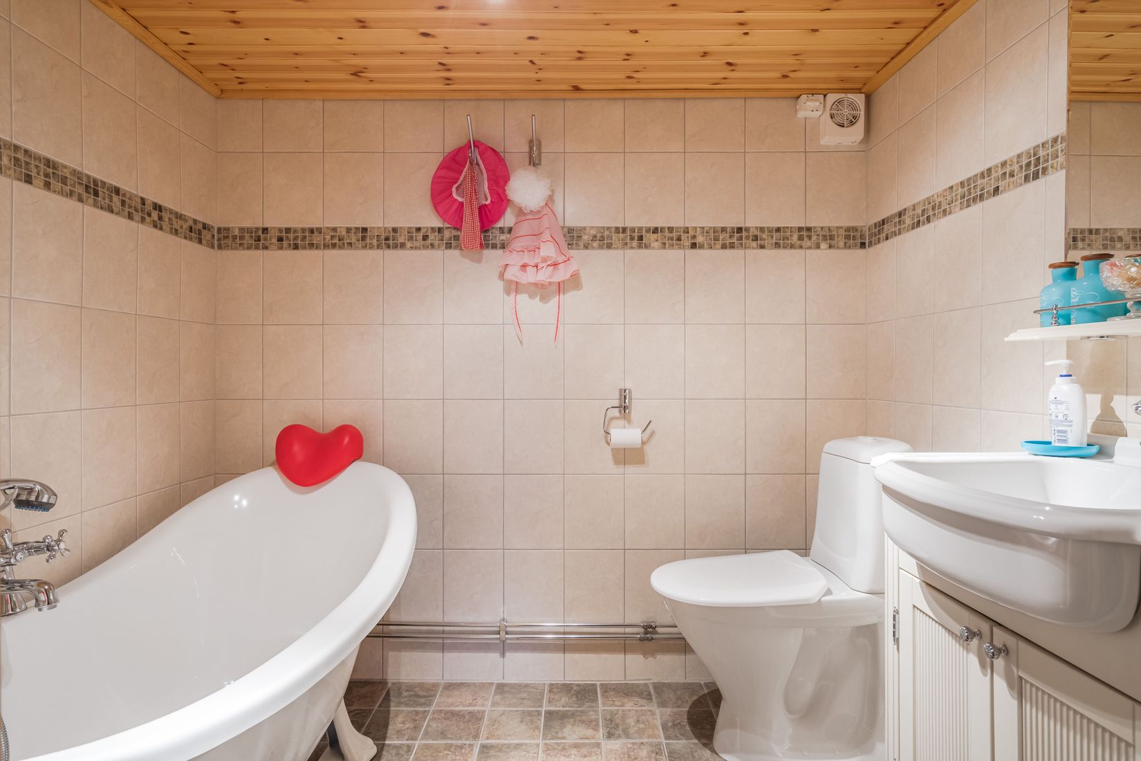 Villa, Fiskartorpsvägen 9, Norrmalm, Finspång