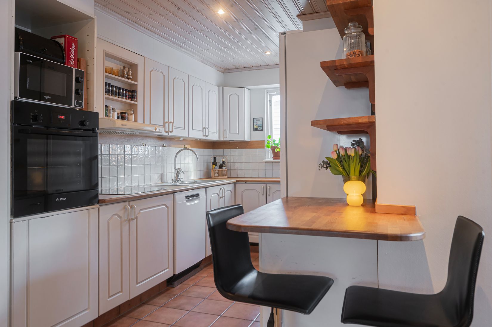 Radhus, Byggmästarvägen 107, Utsälje/Segeltorp, Huddinge