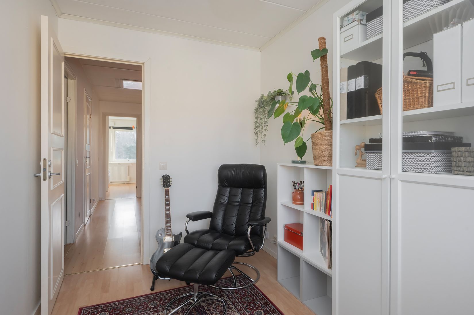 Radhus, Byggmästarvägen 107, Utsälje/Segeltorp, Huddinge