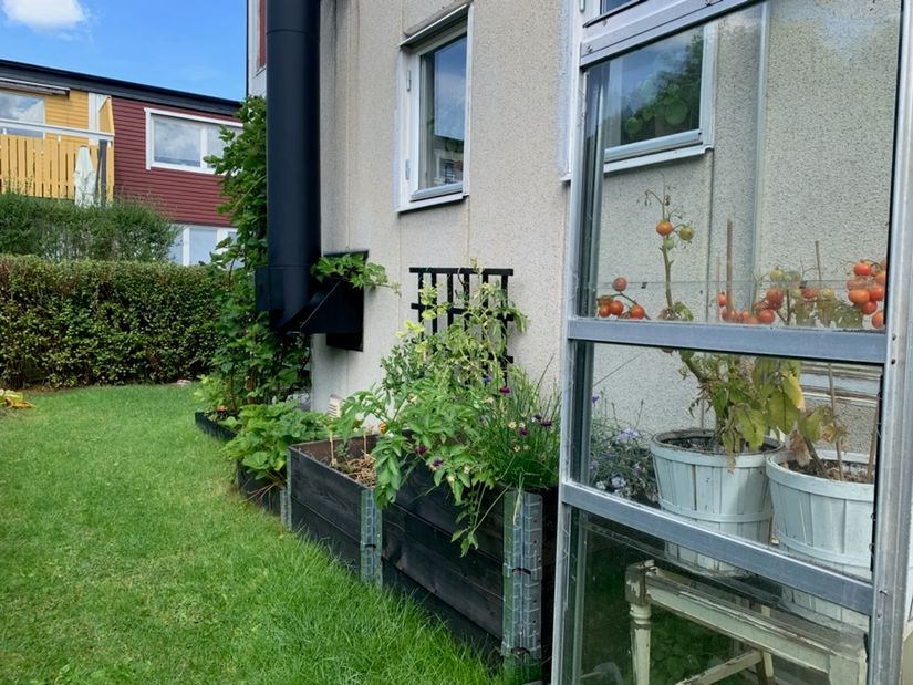 Radhus, Byggmästarvägen 107, Utsälje/Segeltorp, Huddinge