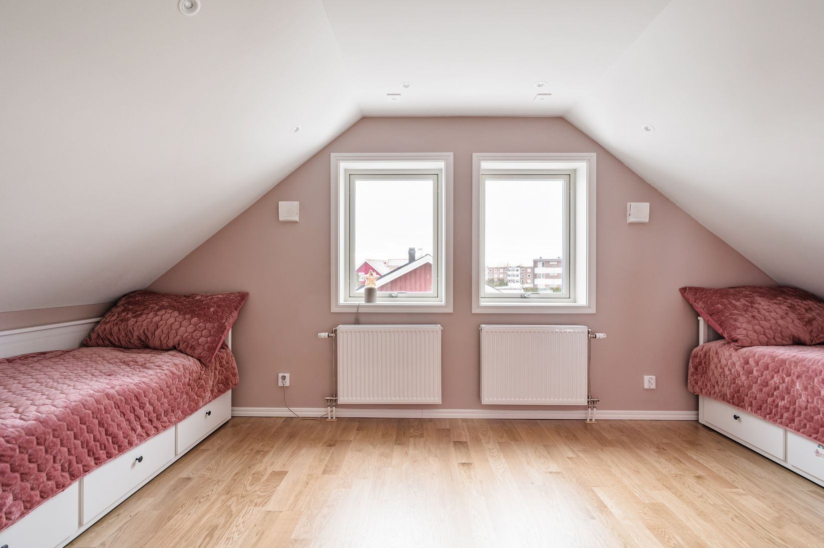 Villa, Spaljévägen 8, Rosenängen, Upplands-Bro