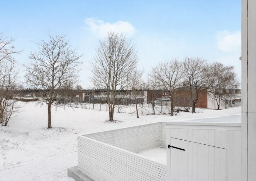 Radhus, Porslinsstigen 16, Brunna, Upplands-Bro