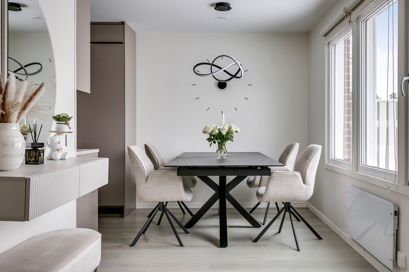 Radhus, Porslinsstigen 16, Brunna, Upplands-Bro