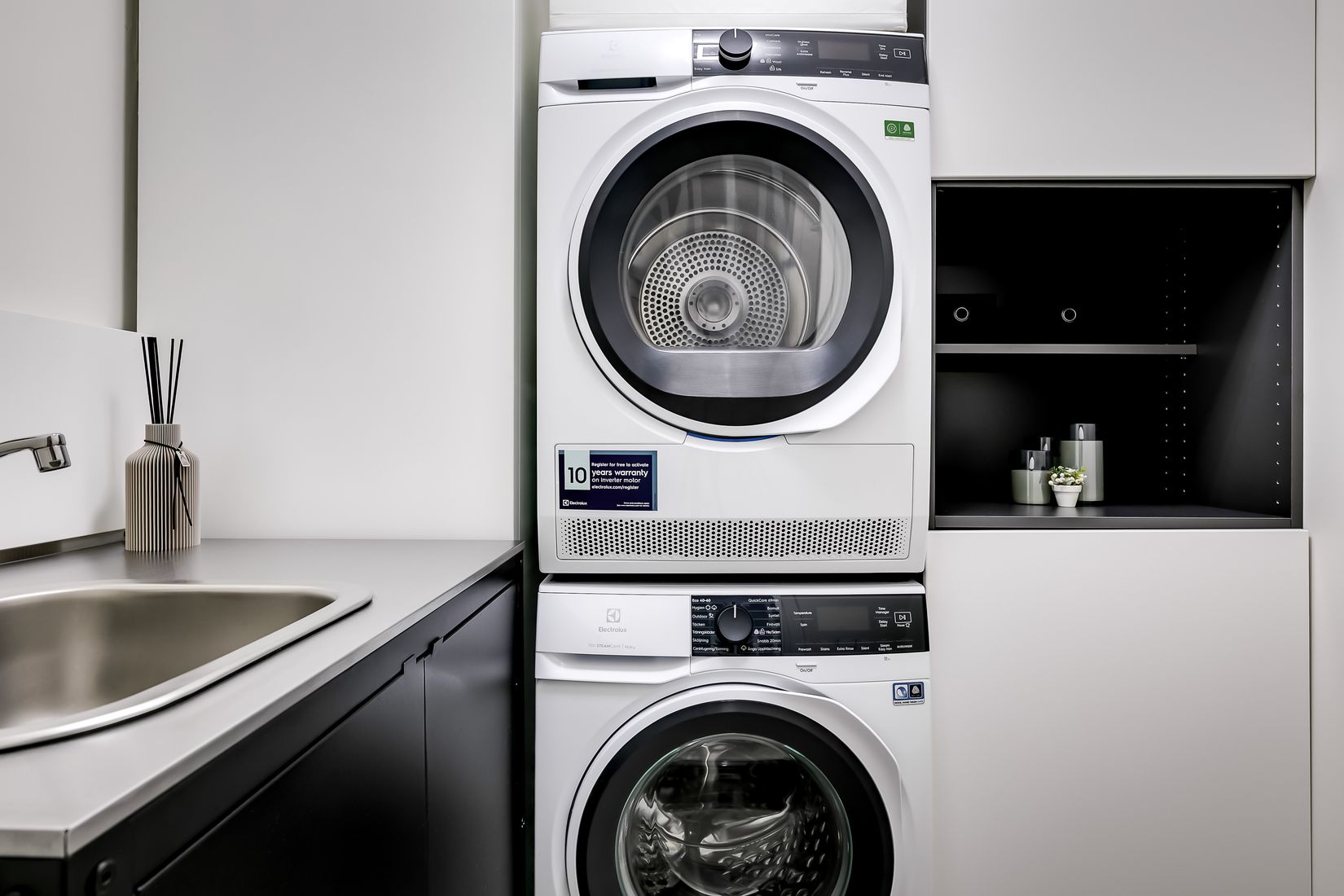 Radhus, Porslinsstigen 16, Brunna, Upplands-Bro