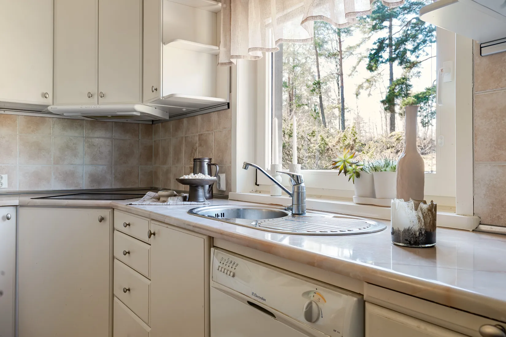 Villa, Rasholmsvägen 57, Kvicksund, Västerås