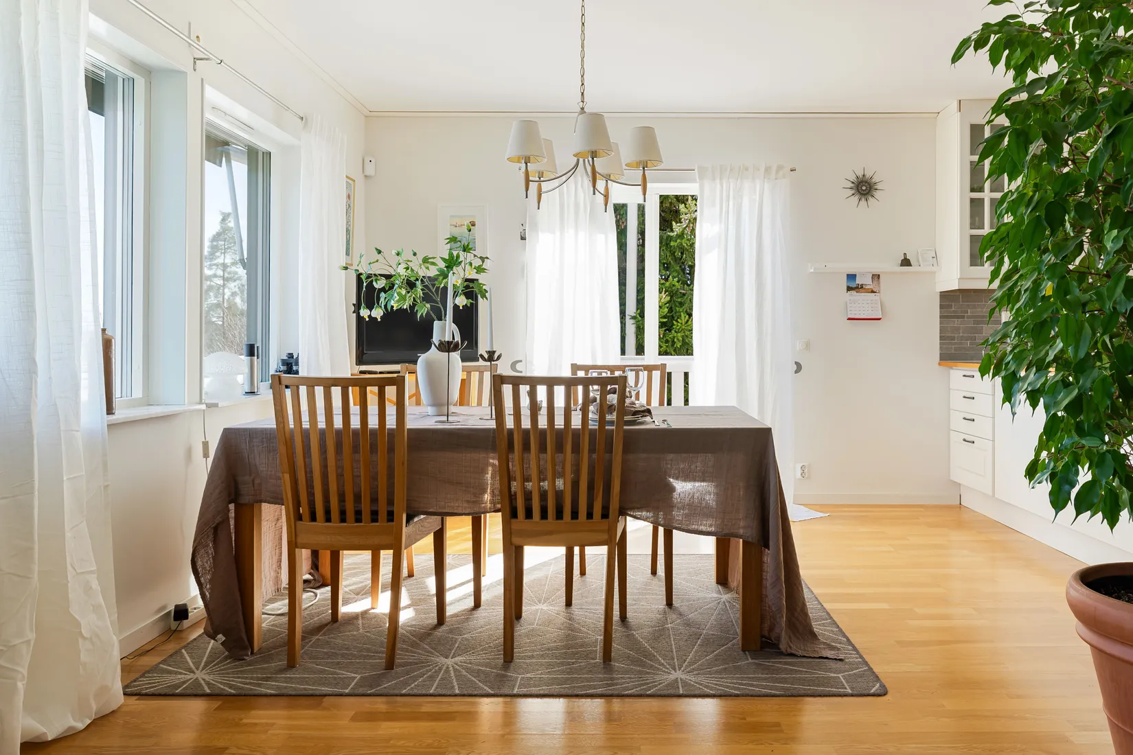 Villa, Rasholmsvägen 57, Kvicksund, Västerås