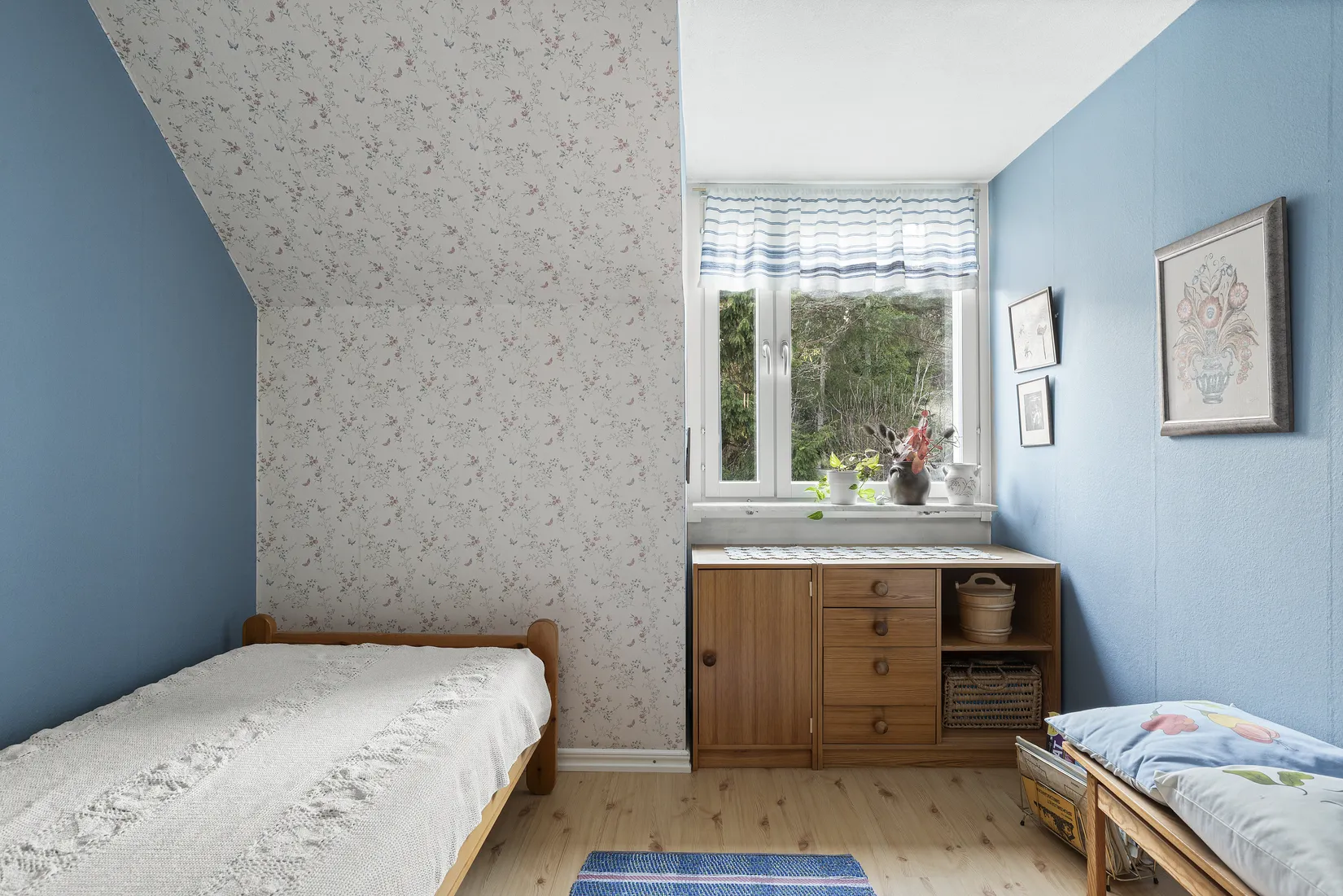 Villa, Radhus, Rapsodivägen 240, Skogås, Huddinge