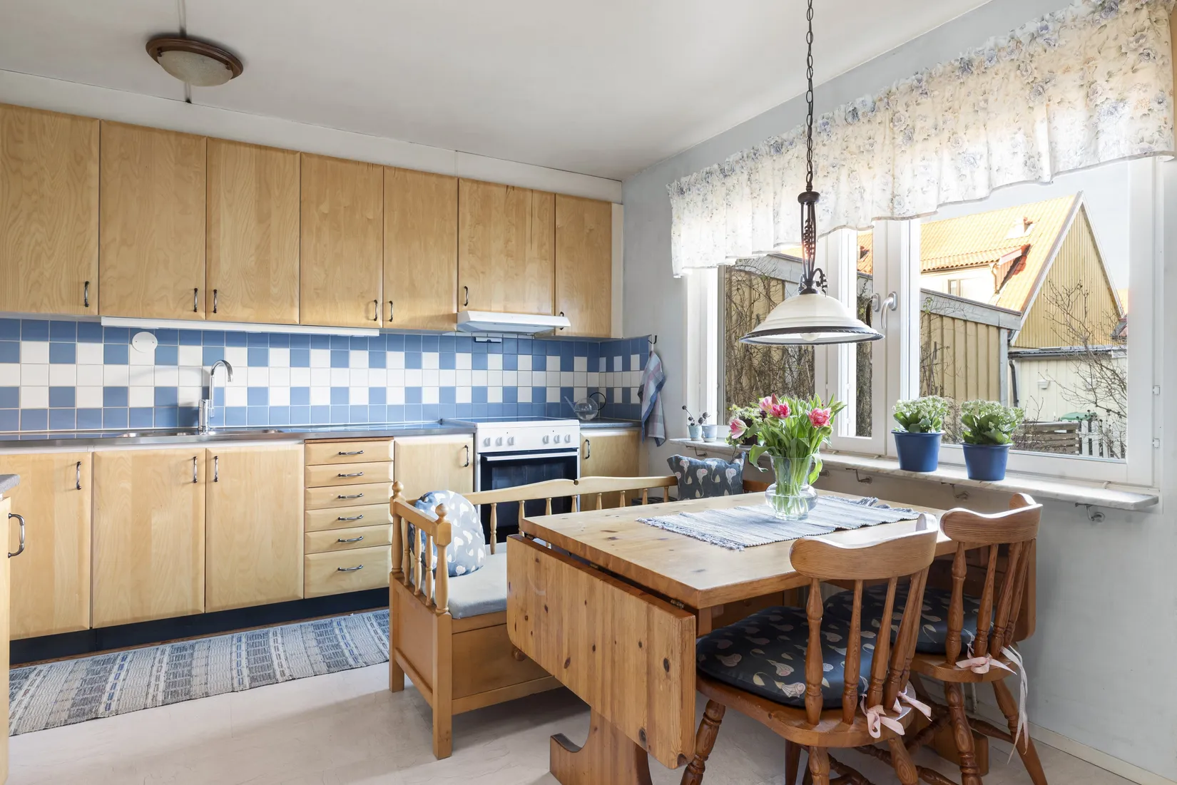 Villa, Radhus, Rapsodivägen 240, Skogås, Huddinge