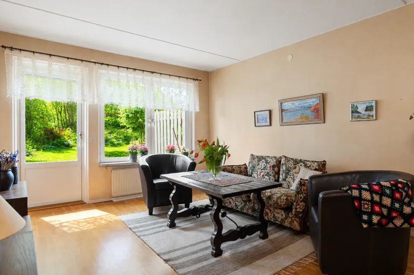 Radhus, Rapsodivägen 240, Skogås, Huddinge