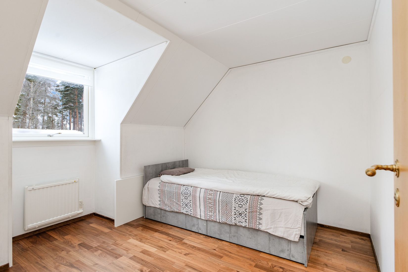 Villa, Snarhemsvägen 22, Brattberget, Arboga