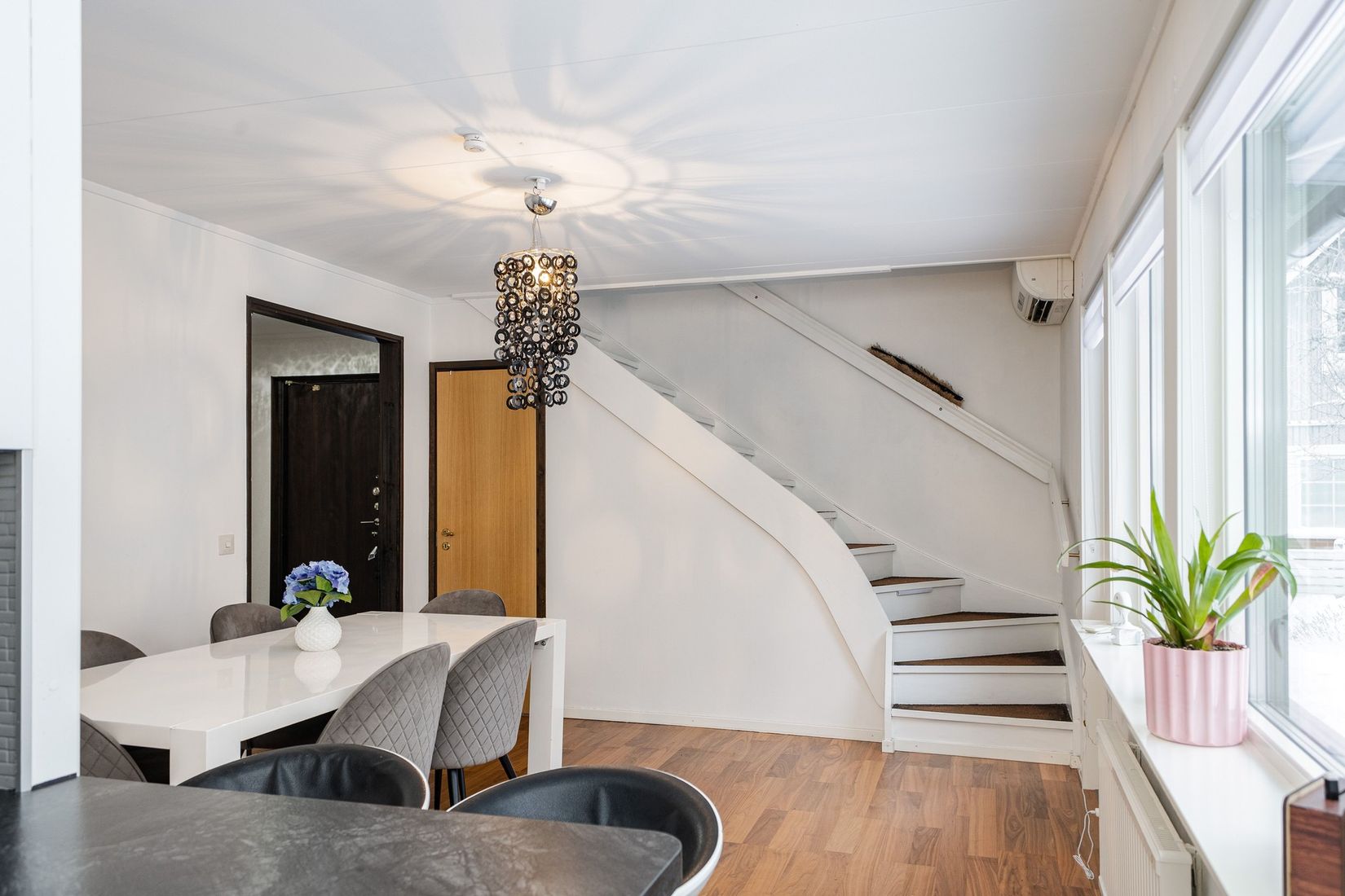 Villa, Snarhemsvägen 22, Brattberget, Arboga