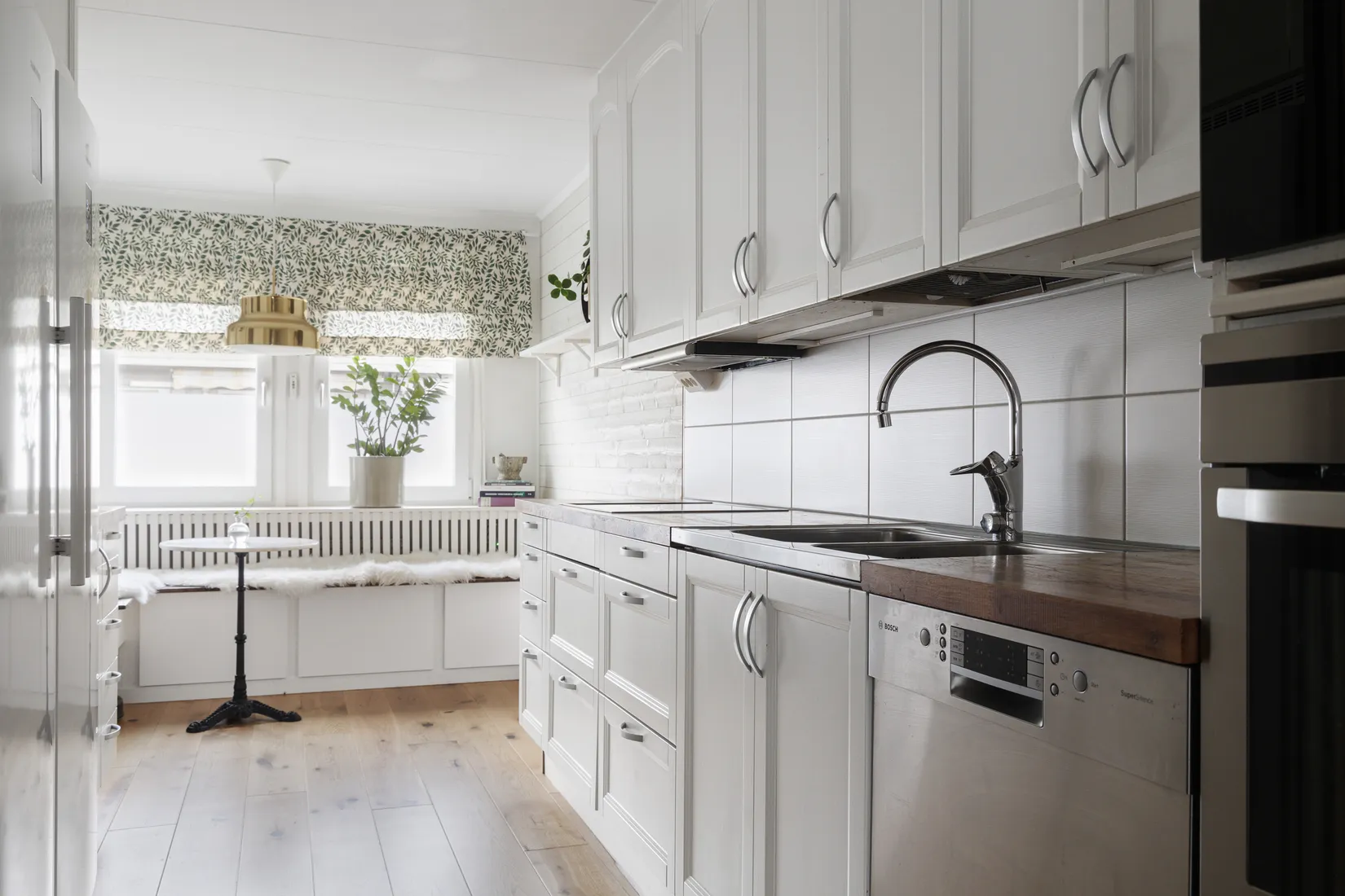 Villa, Radhus, Brattåsvägen 87, Landvetter - Centralt, Härryda