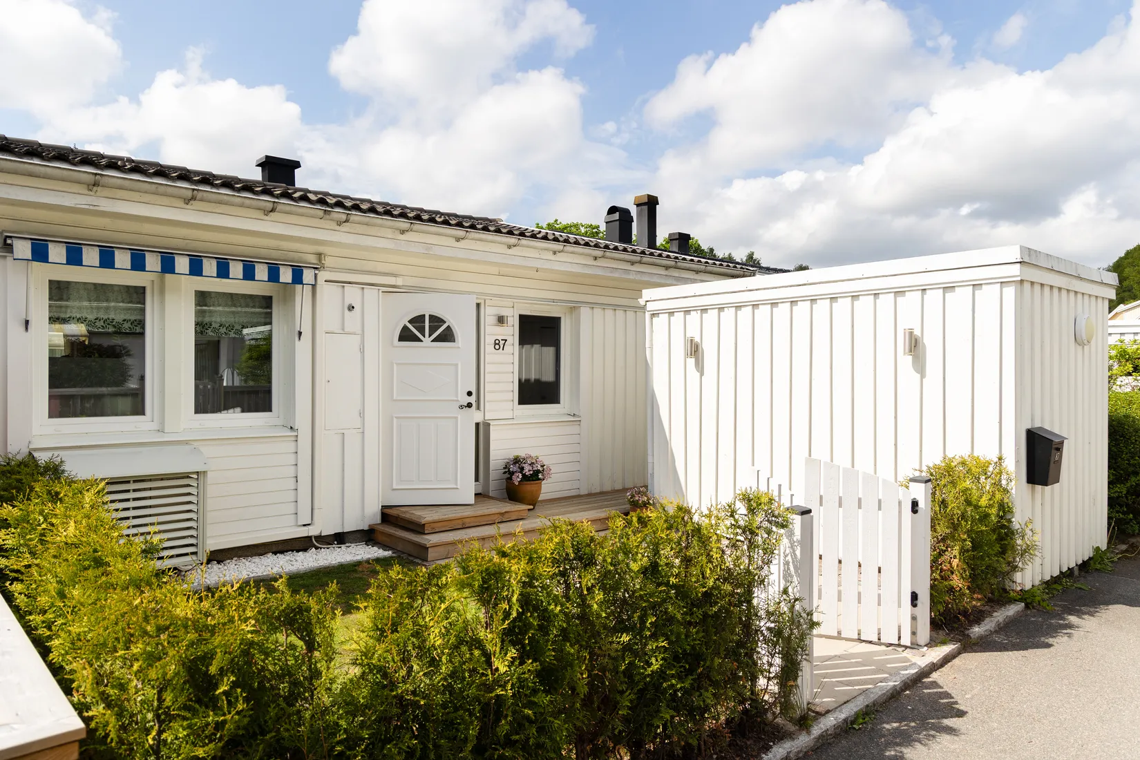 Villa, Radhus, Brattåsvägen 87, Landvetter - Centralt, Härryda