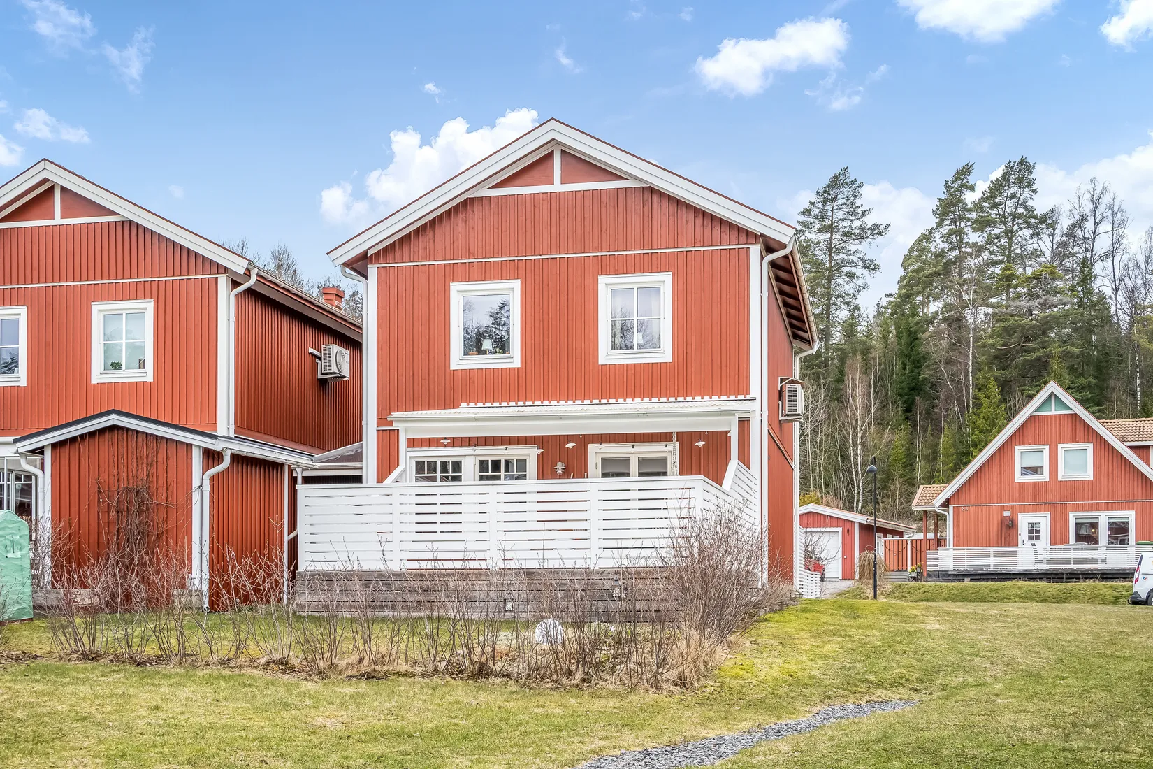 Villa, Radhus, Åvägen 44, Lidatorp, Nynäshamn