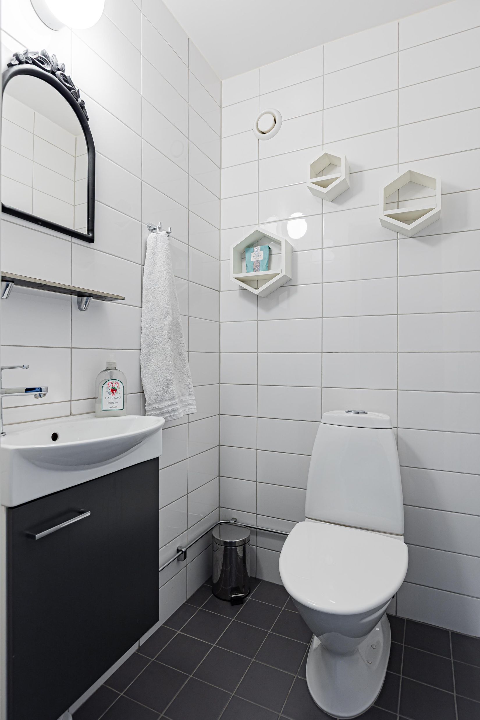 Bostadsrätt, Släggkastargatan 5, Rönnby, Västerås