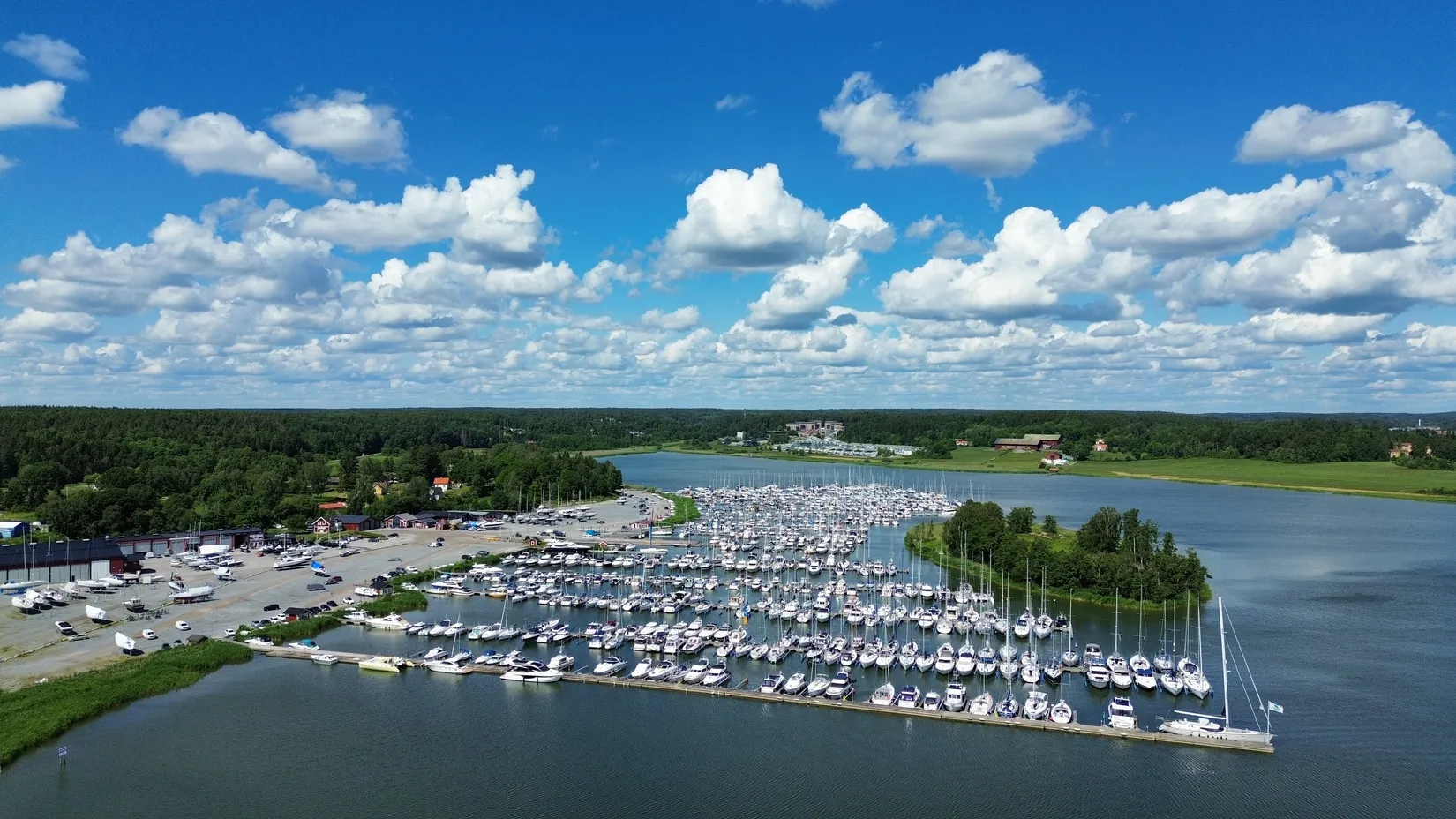 Radhus, Ardennervägen 2M, Svinninge, Österåker