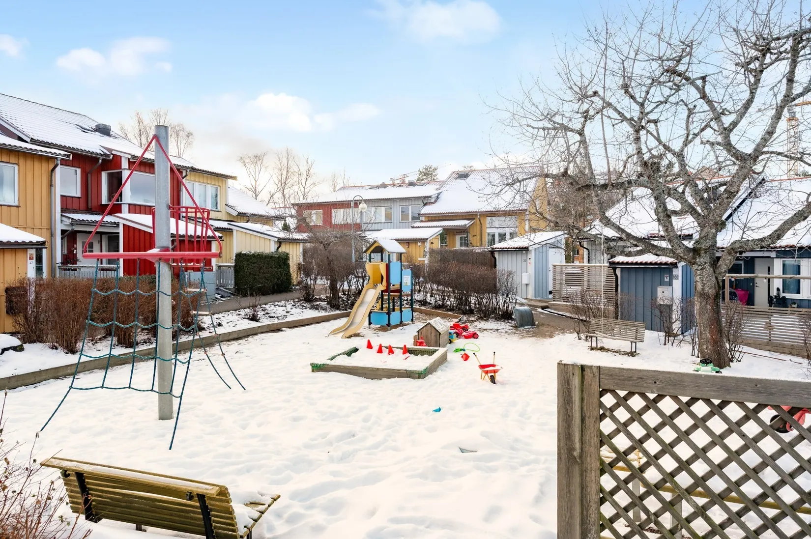 Radhus, Björkholmsvägen 7, Nacka