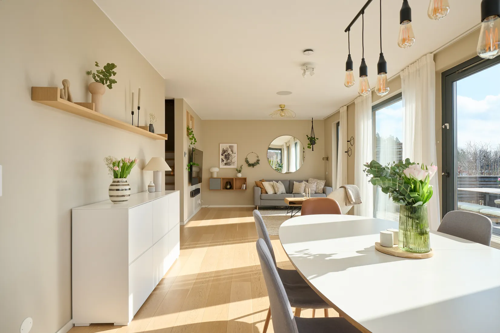 Radhus, Kvittenvägen 3, Vistaberg, Huddinge