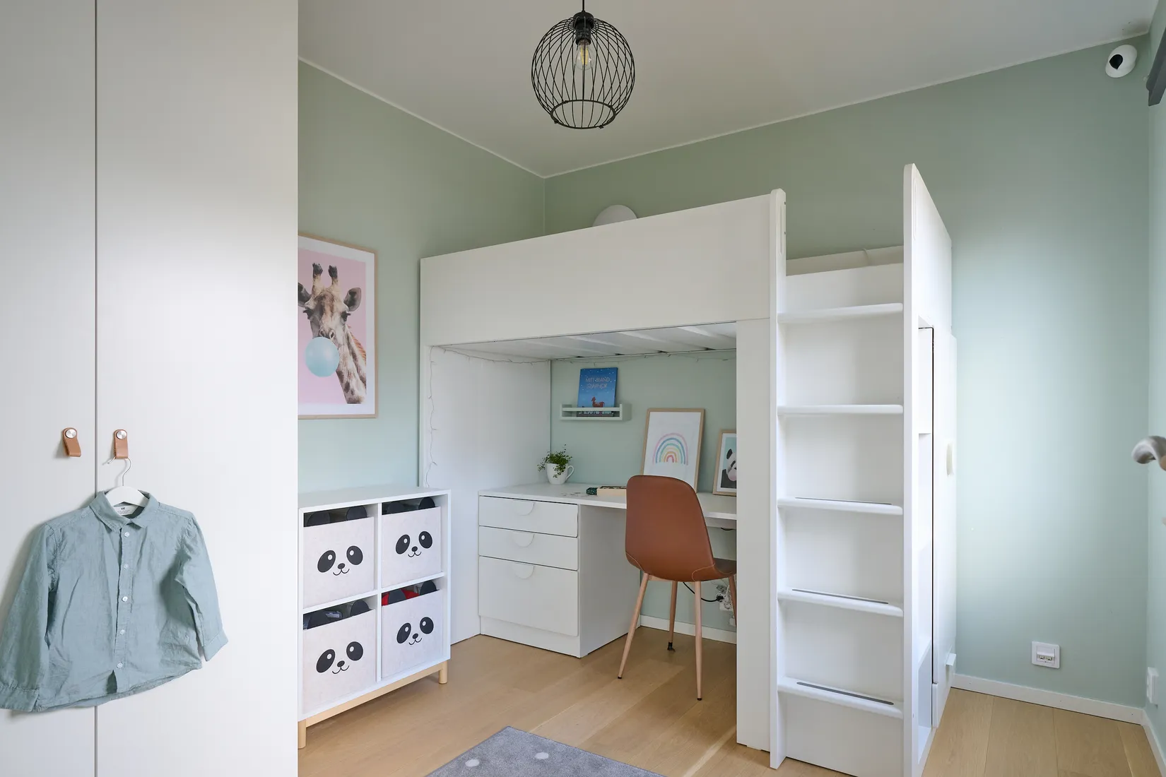 Radhus, Kvittenvägen 3, Vistaberg, Huddinge