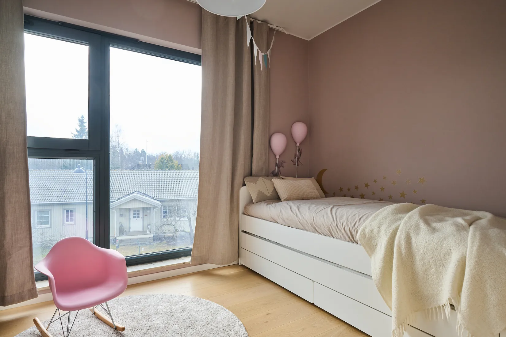 Radhus, Kvittenvägen 3, Vistaberg, Huddinge