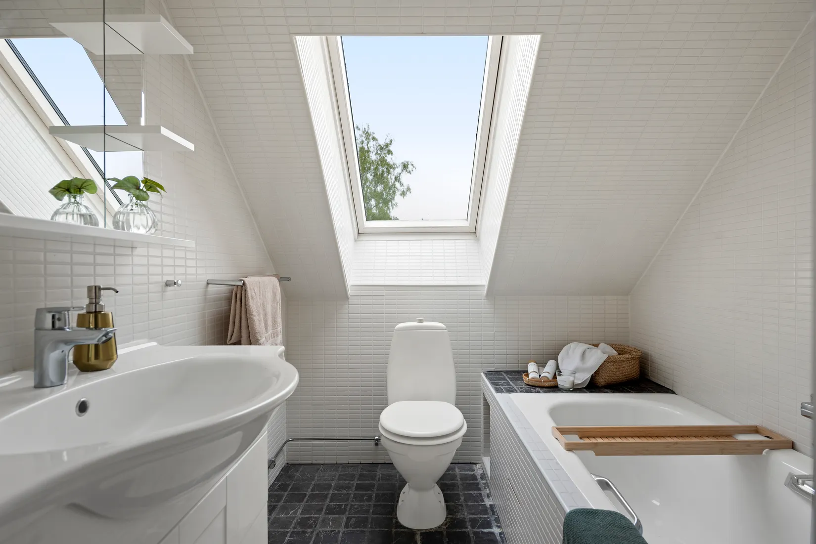 Villa, Gripsvallsvägen 23A, Ella Park, Täby